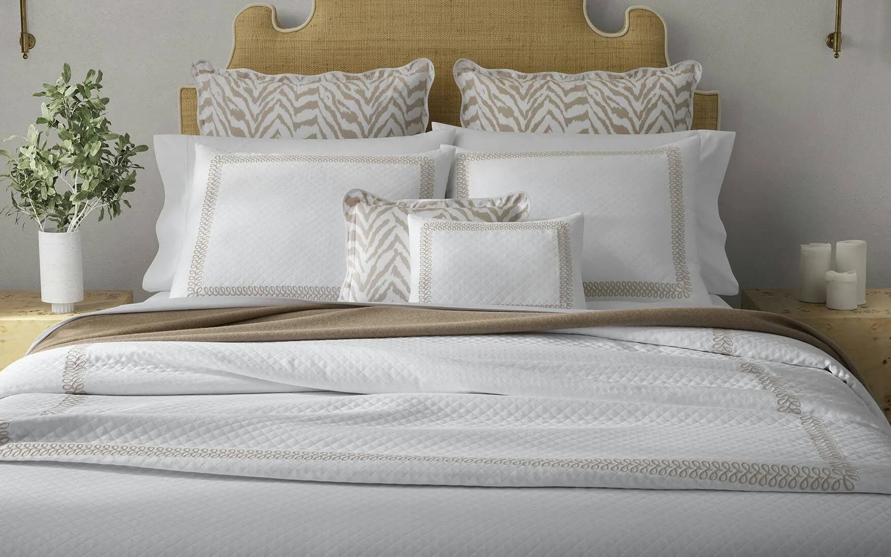 Luca Hemstitch Flat Sheets