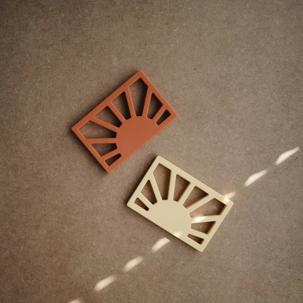 Mushie - Sun Teether - Muted Yellow