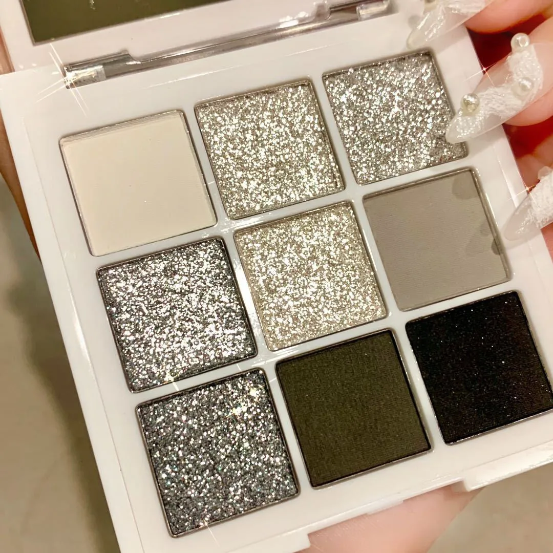 Nine-color smoky eye shadow MK0039