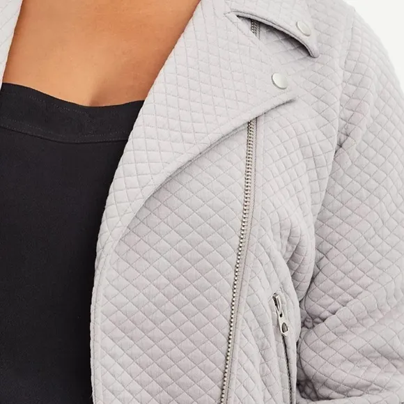 NWT Torrid Plus Size Pebble Grey Quilted Zip Up Moto Jacket