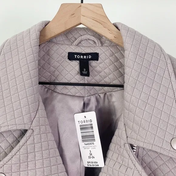 NWT Torrid Plus Size Pebble Grey Quilted Zip Up Moto Jacket