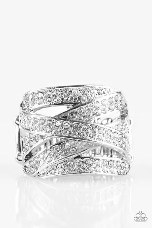 Paparazzi Life In The Glitter Lane - Rhinestone Ring