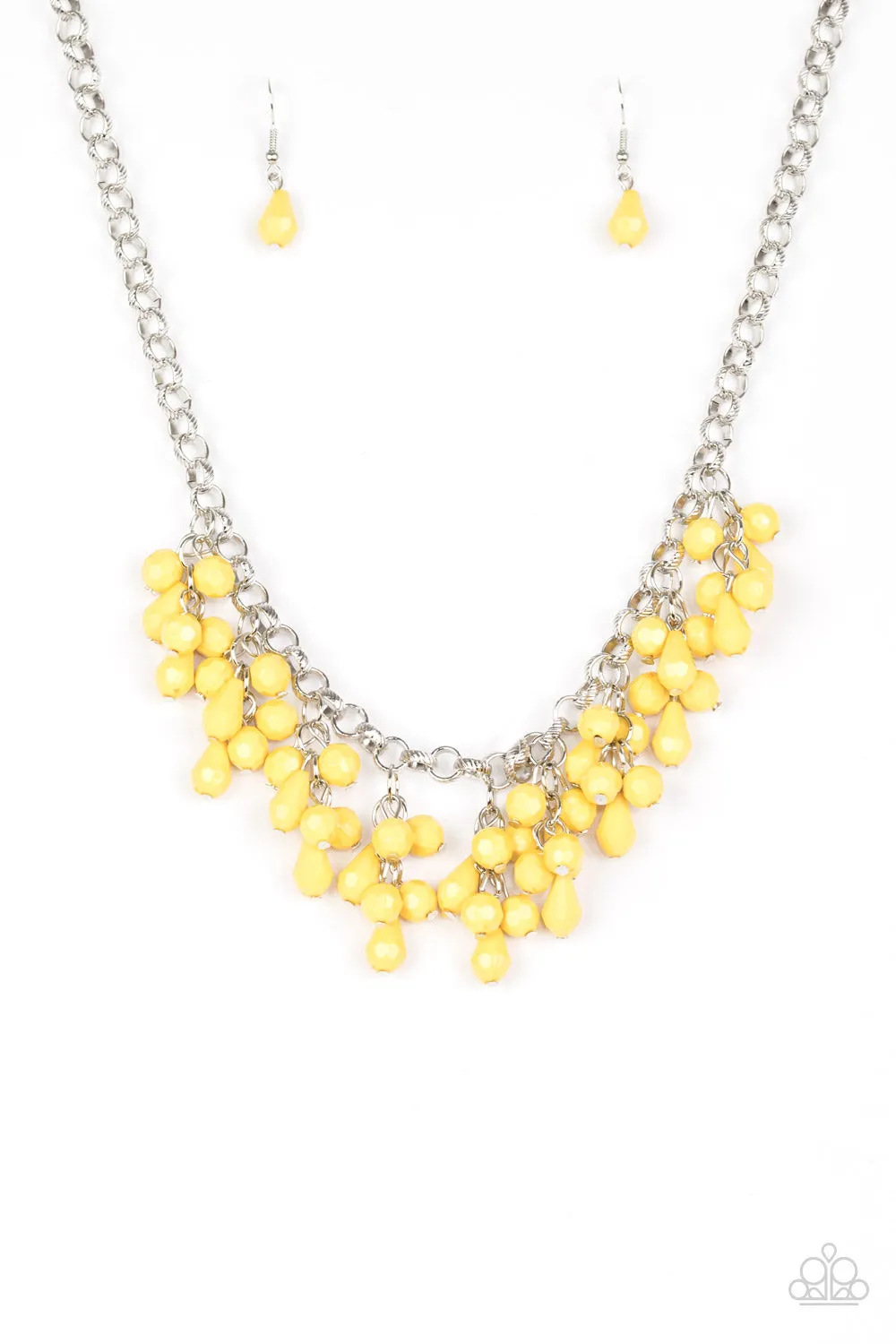 Paparazzi Modern Macarena Necklace Yellow
