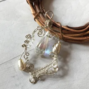 Personal Collection: woven pendant with crystal