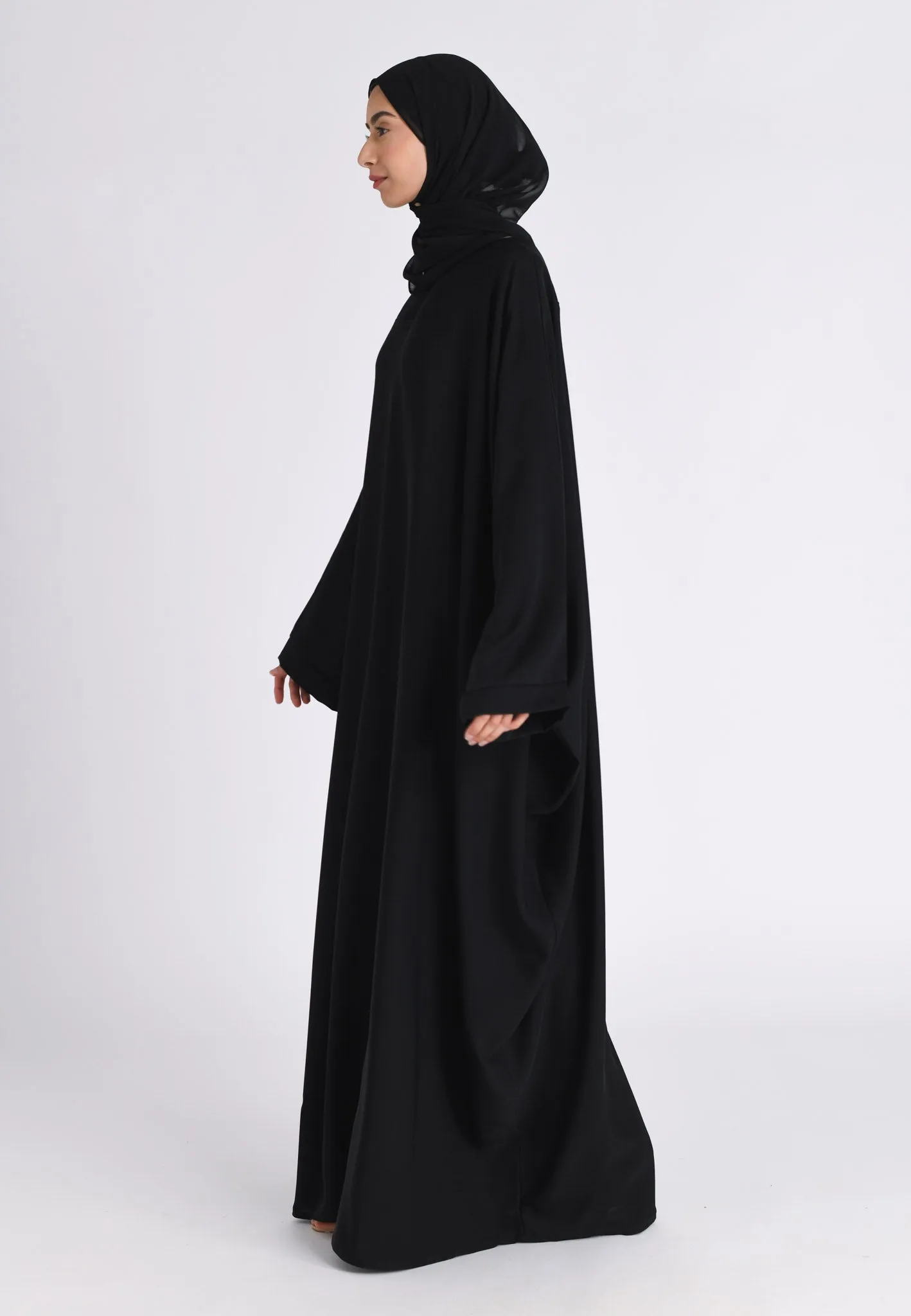 Plain Black Closed Farasha (Premium)