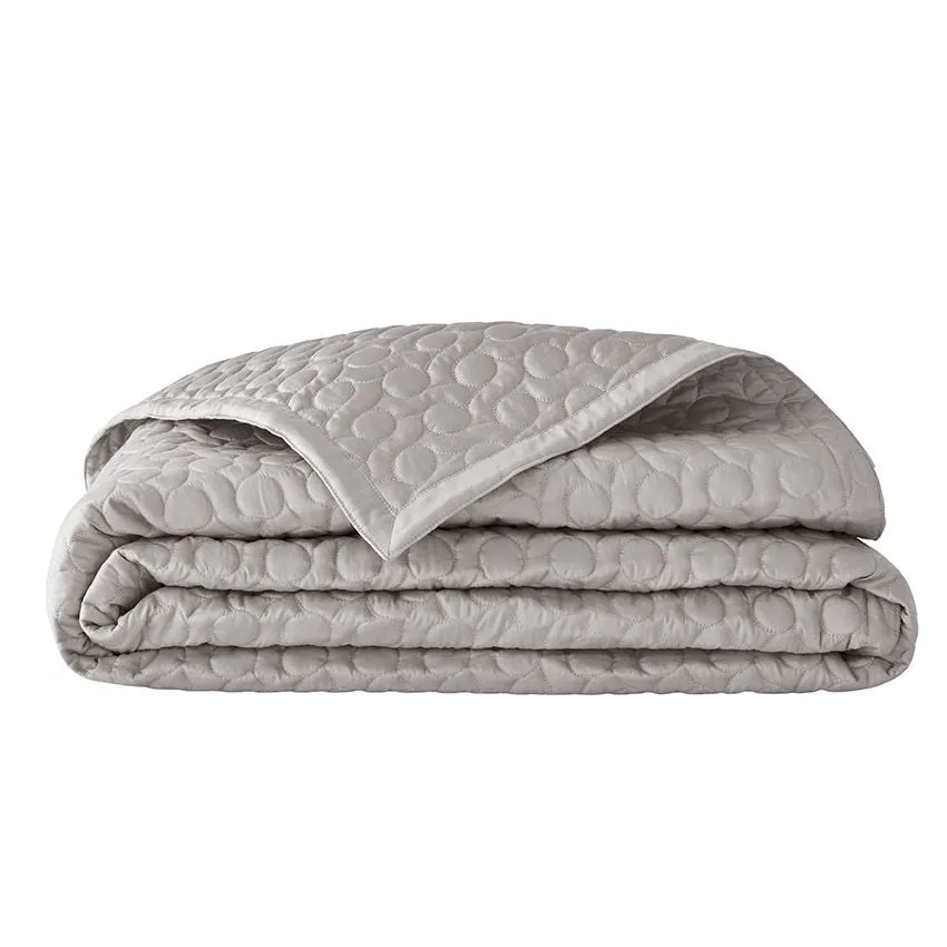 poésie quilted coverlet