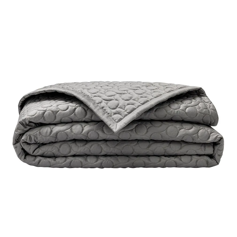 poésie quilted coverlet