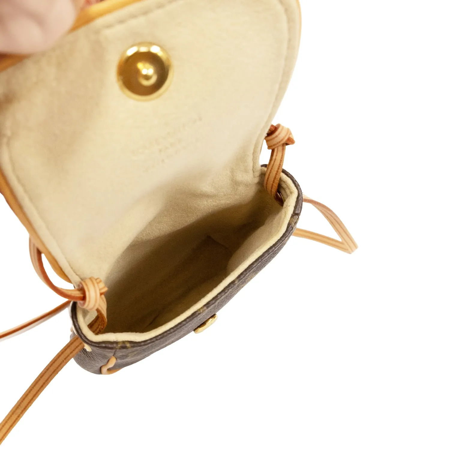 Pre-Owned Louis Vuitton Monogram Pochette Cancun