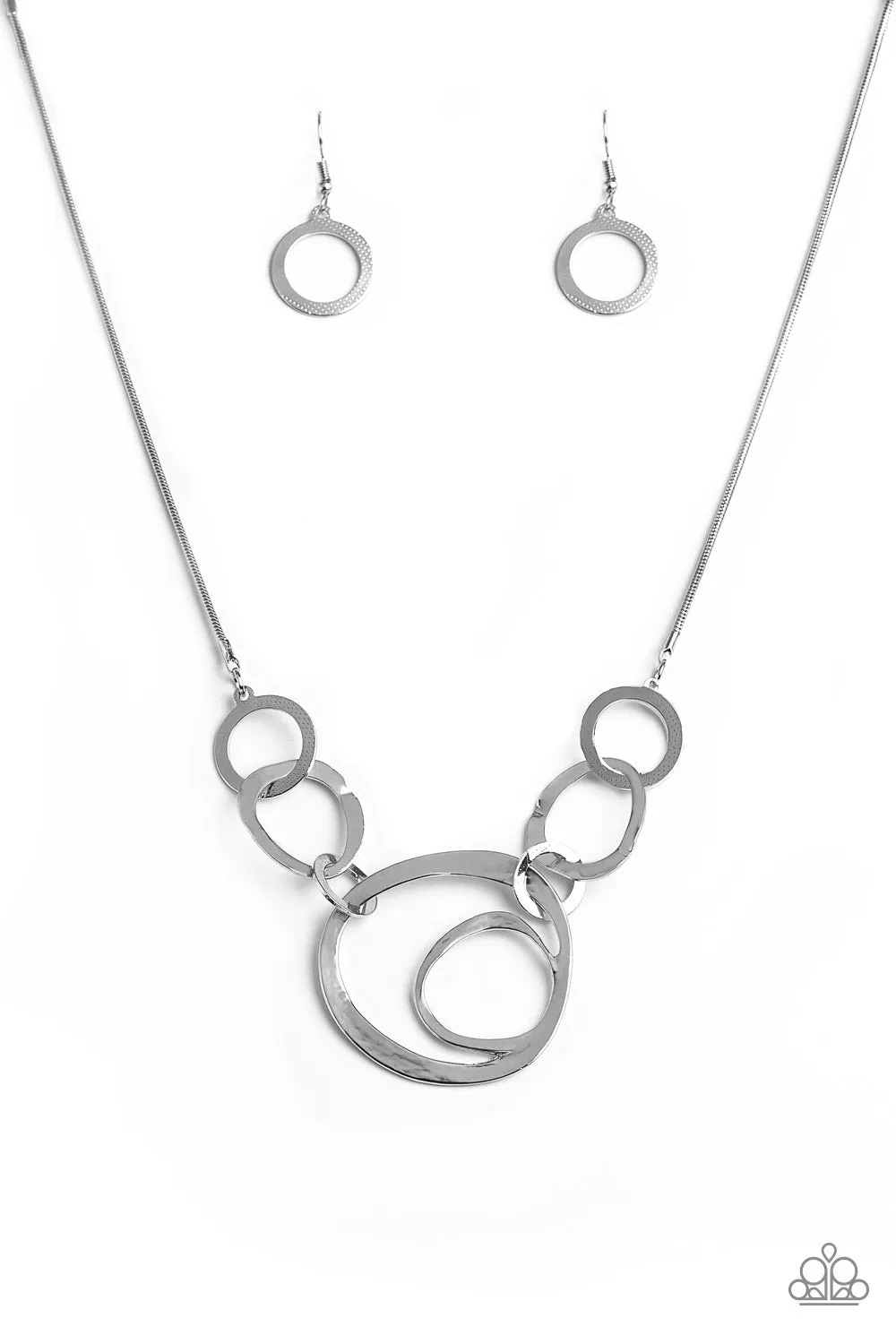 Progressively Vogue – Silver