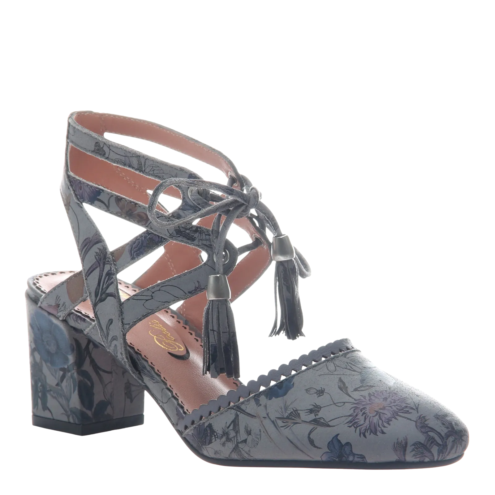 RIBBON in NEW PEWTER Closed Toe Pumps