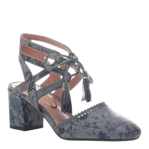 RIBBON in NEW PEWTER Closed Toe Pumps