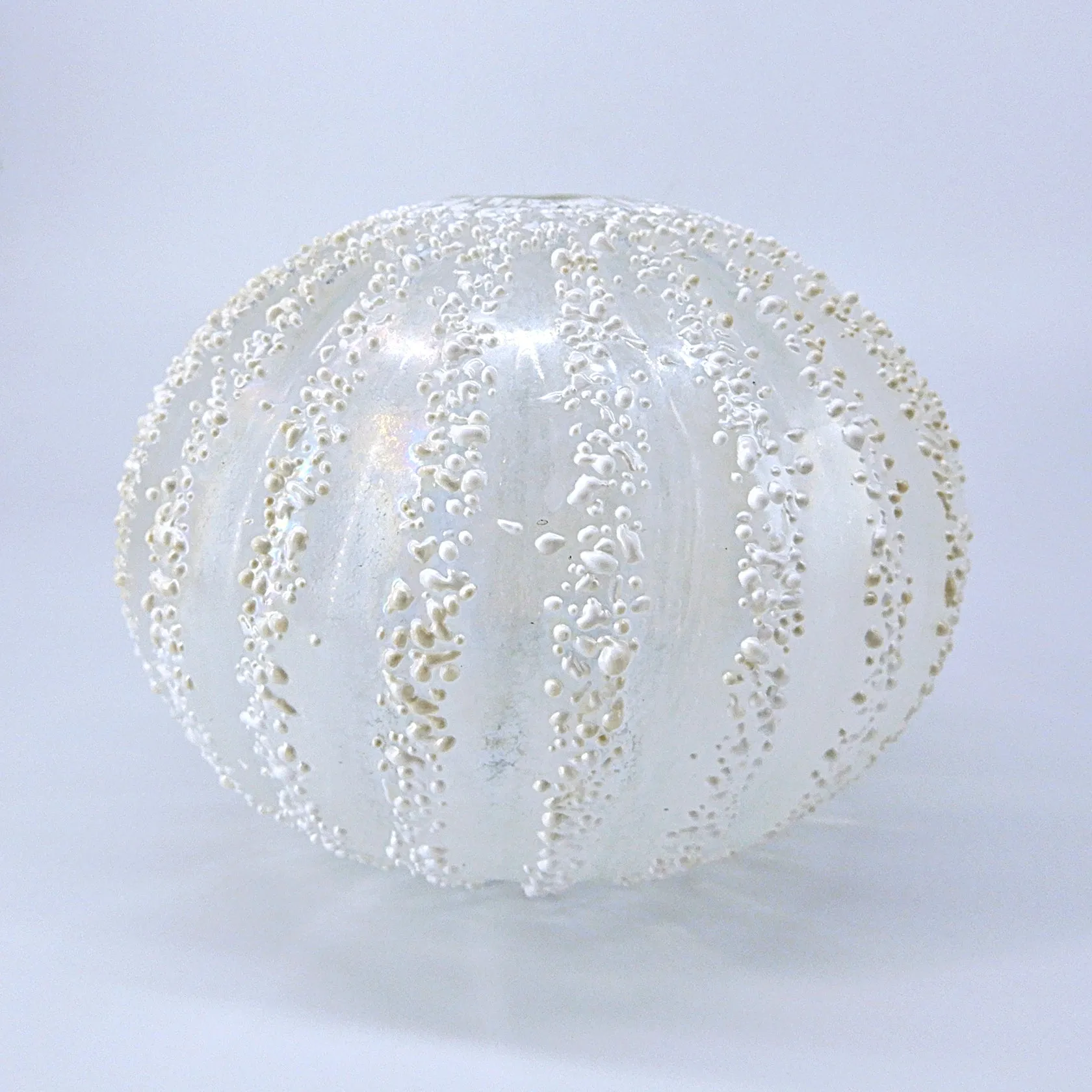Sea Urchin Vase in Opalescent/White