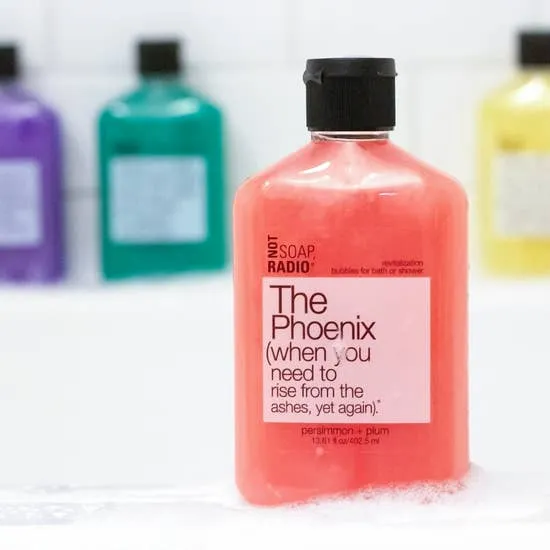 SHIMMERY PERSIMMON PLUM SHOWER GEL