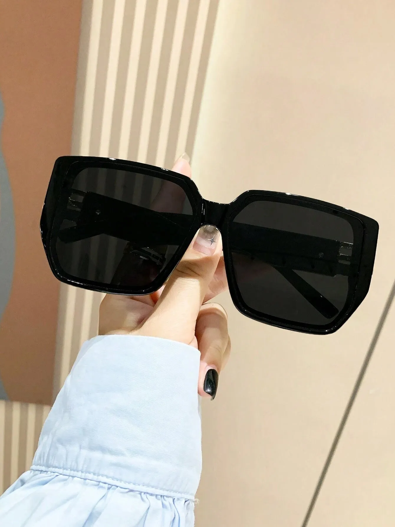 Square Oversized Thick Frame Sunglasses
