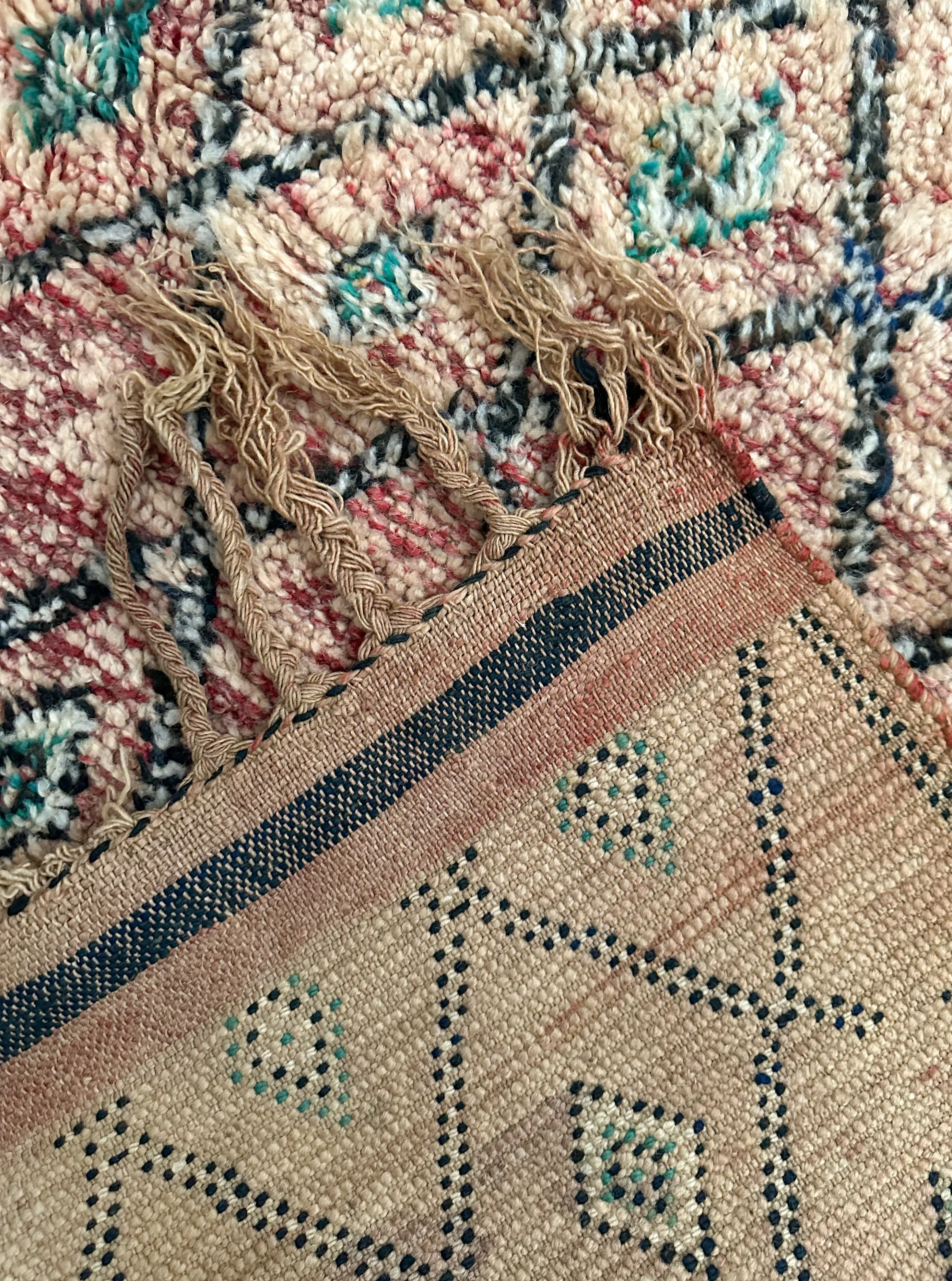 Talsint Muted Peach Vintage Hand-Knot