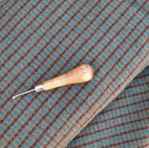 Textured Wool Fabric "Cleopatra"