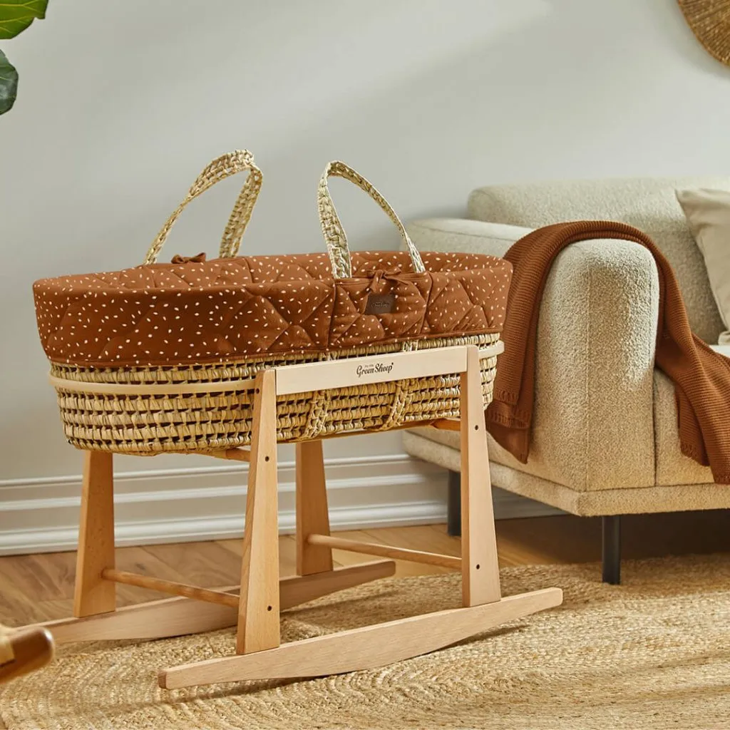 THE LITTLE GREEN SHEEP Quilted Moses Basket and Rocking Stand Bundle - Terracotta Rice