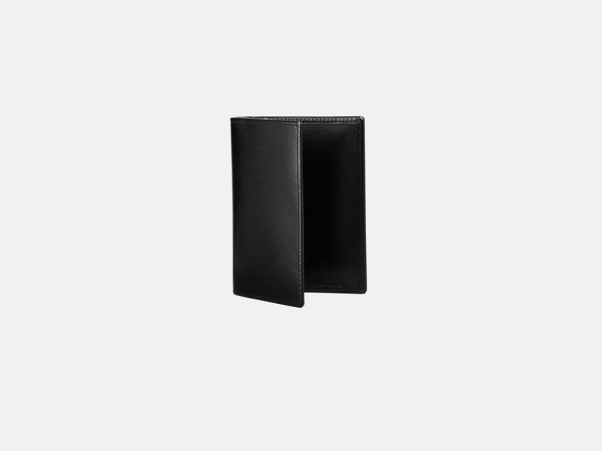 THE SECURE 4-SLOT CARD CASE