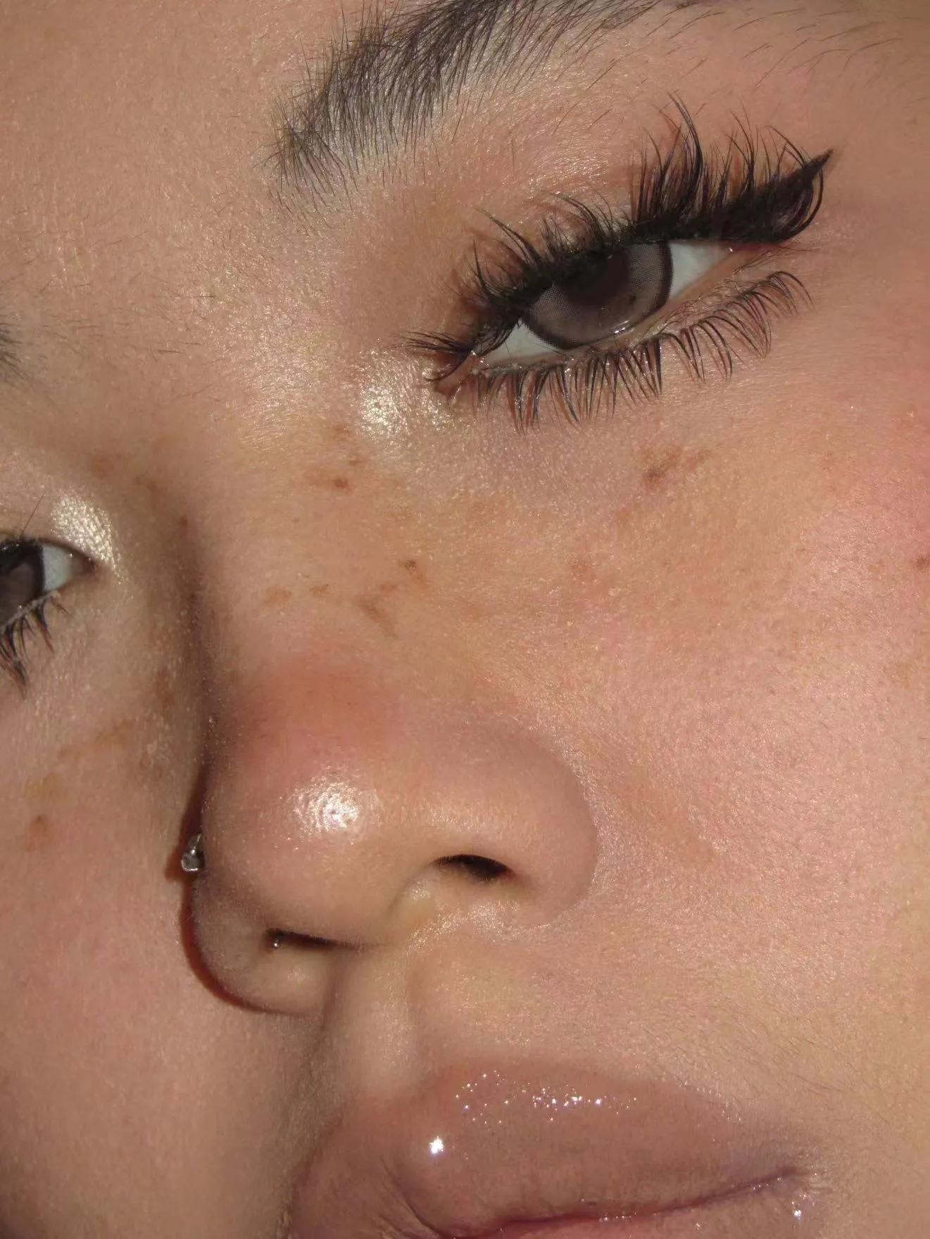 thick false eyelashes  MK104