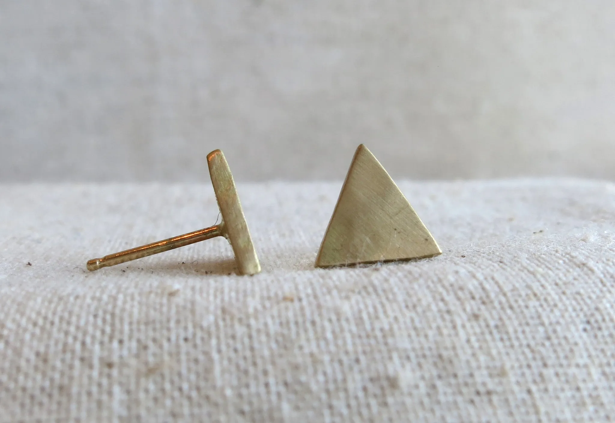 Thick Pyramid Studs