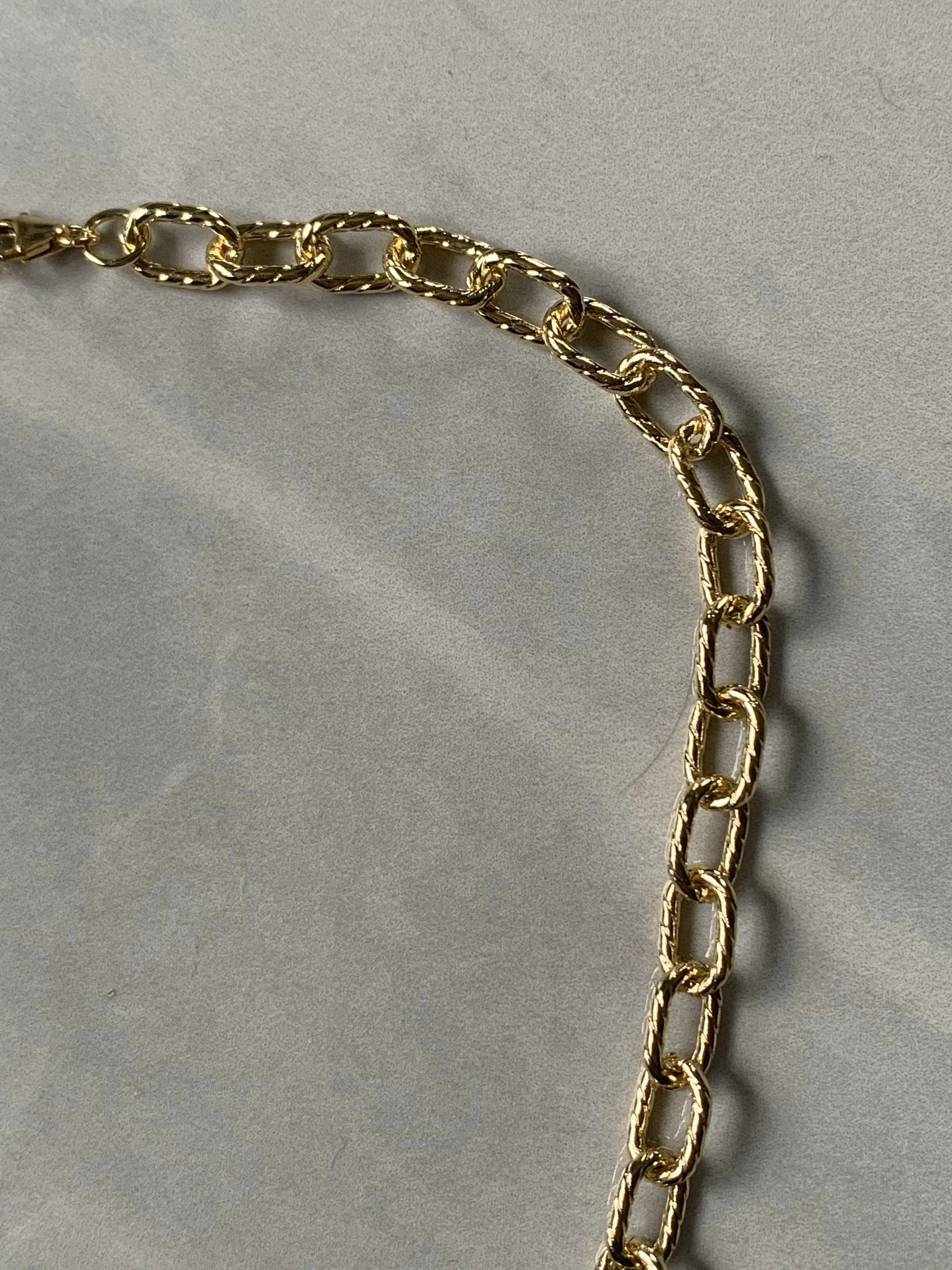 Thick Textured Paperclip Chain Bracelet
