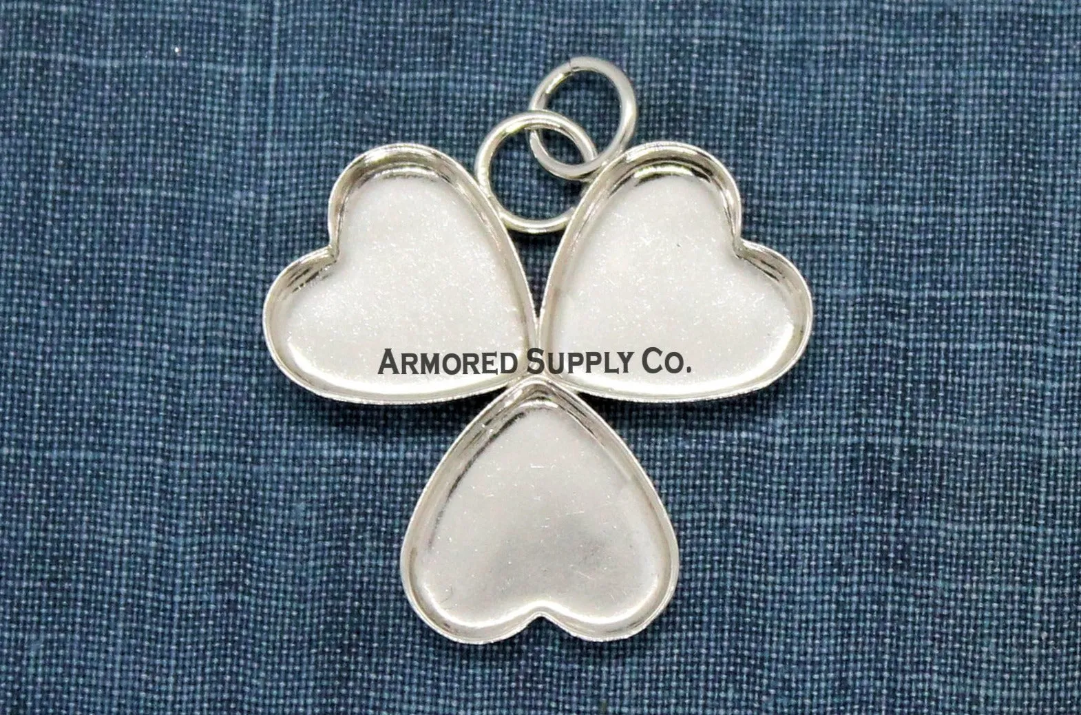 Three Leaf Clover Triple Heart Bezel Pendant Blank Mounting Silver