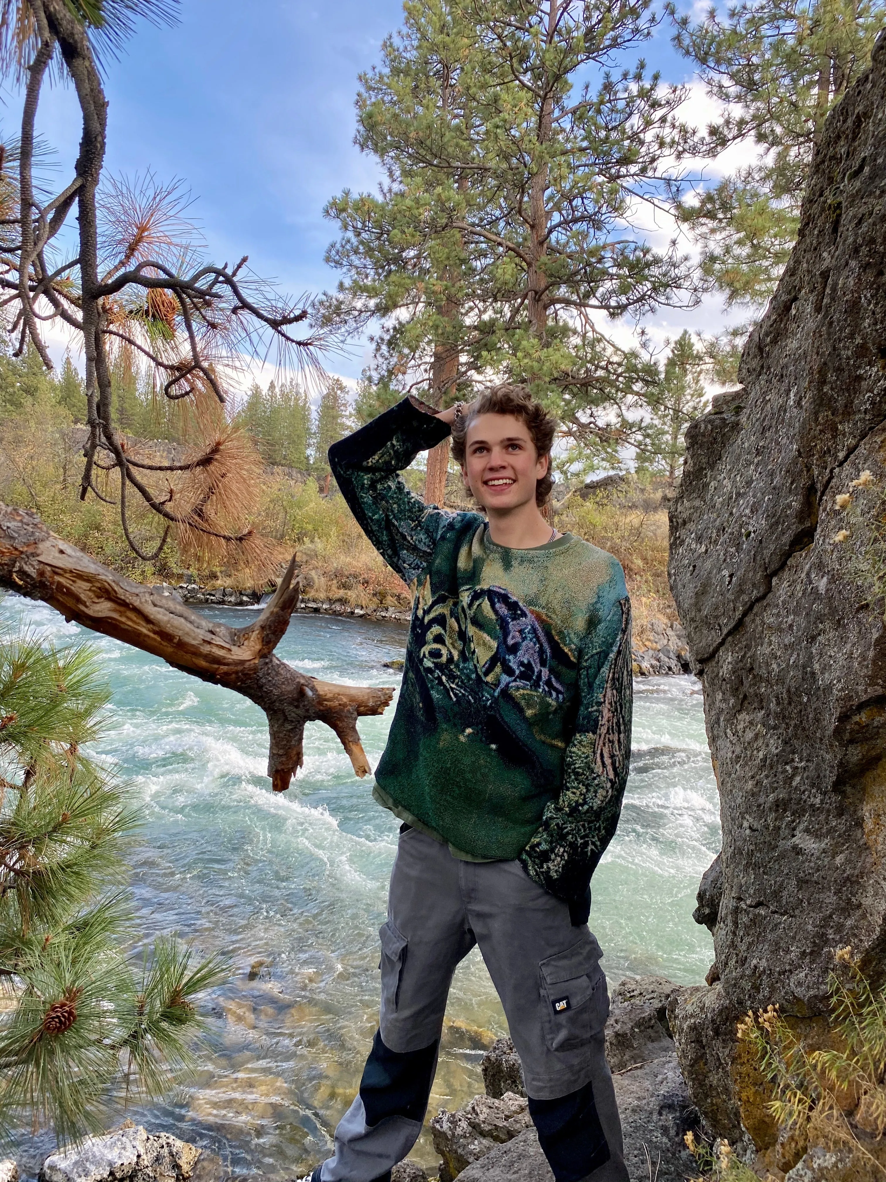 TOXIC LOVE WOVEN TAPESTRY CREW