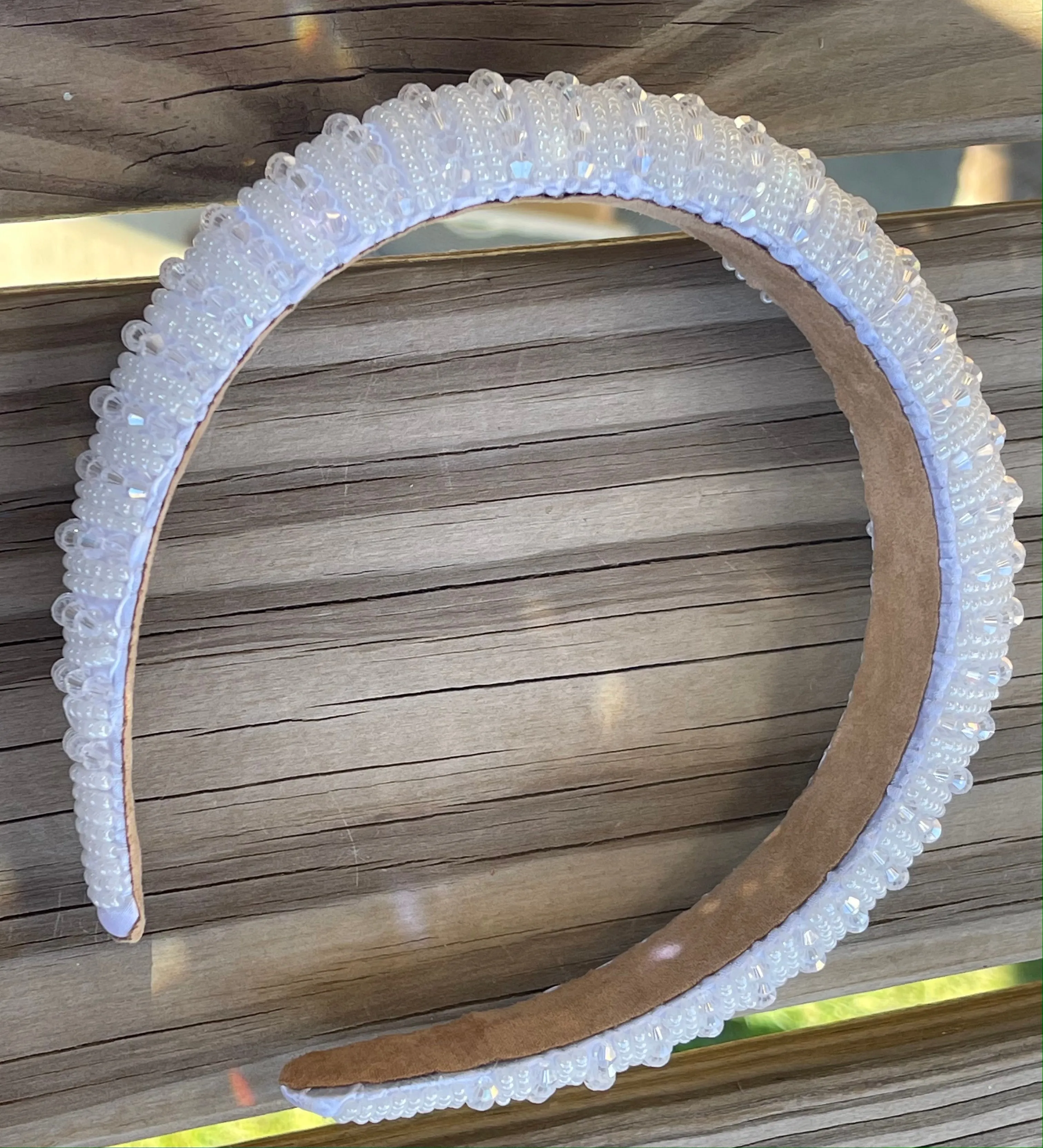 Twinkling Sparkle- White A02-881