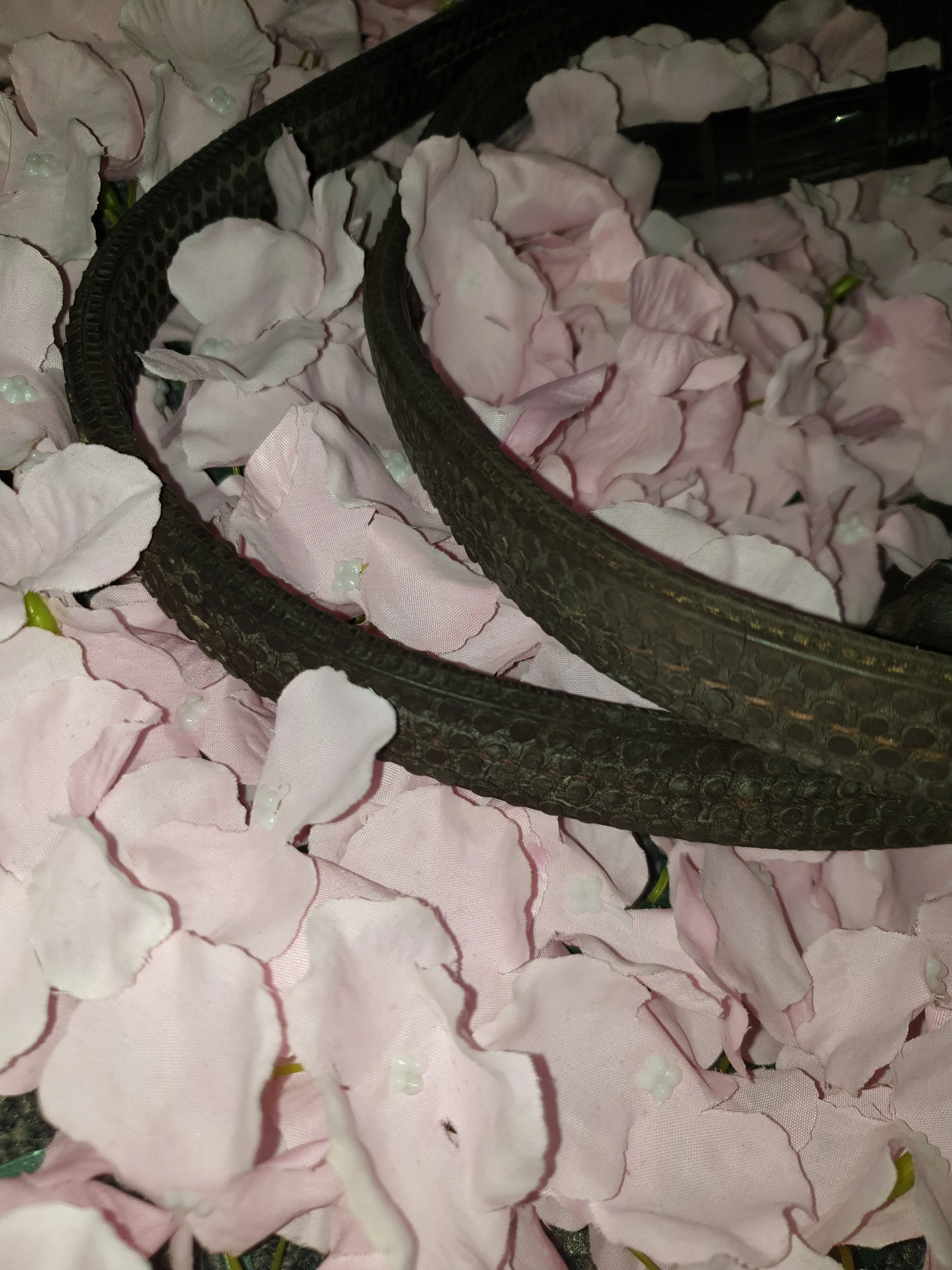 Used good condition sure grip reins FREE POSTAGE*