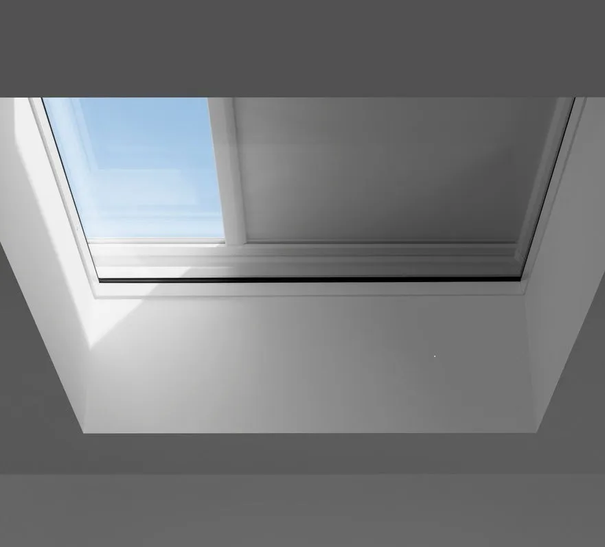 VELUX CFU 150150 0020Q Fixed Flat Roof Window Base (150 x 150 cm)