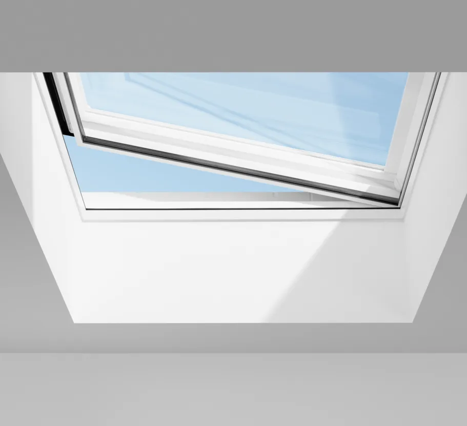 VELUX CVU 060060 0320Q INTEGRA® SOLAR Powered Double Glazed Flat Roof Window Base (60 x 60 cm)