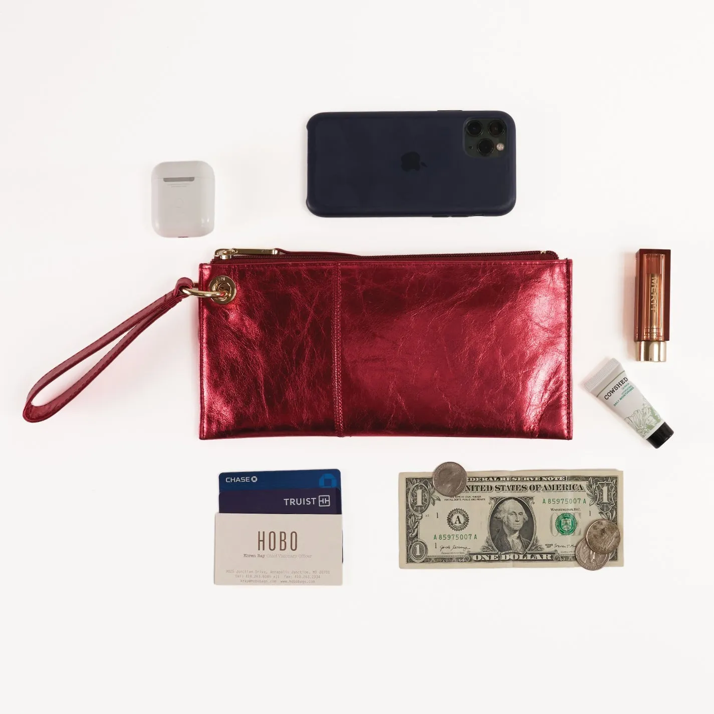 Vida Wristlet In Polished Leather - Black