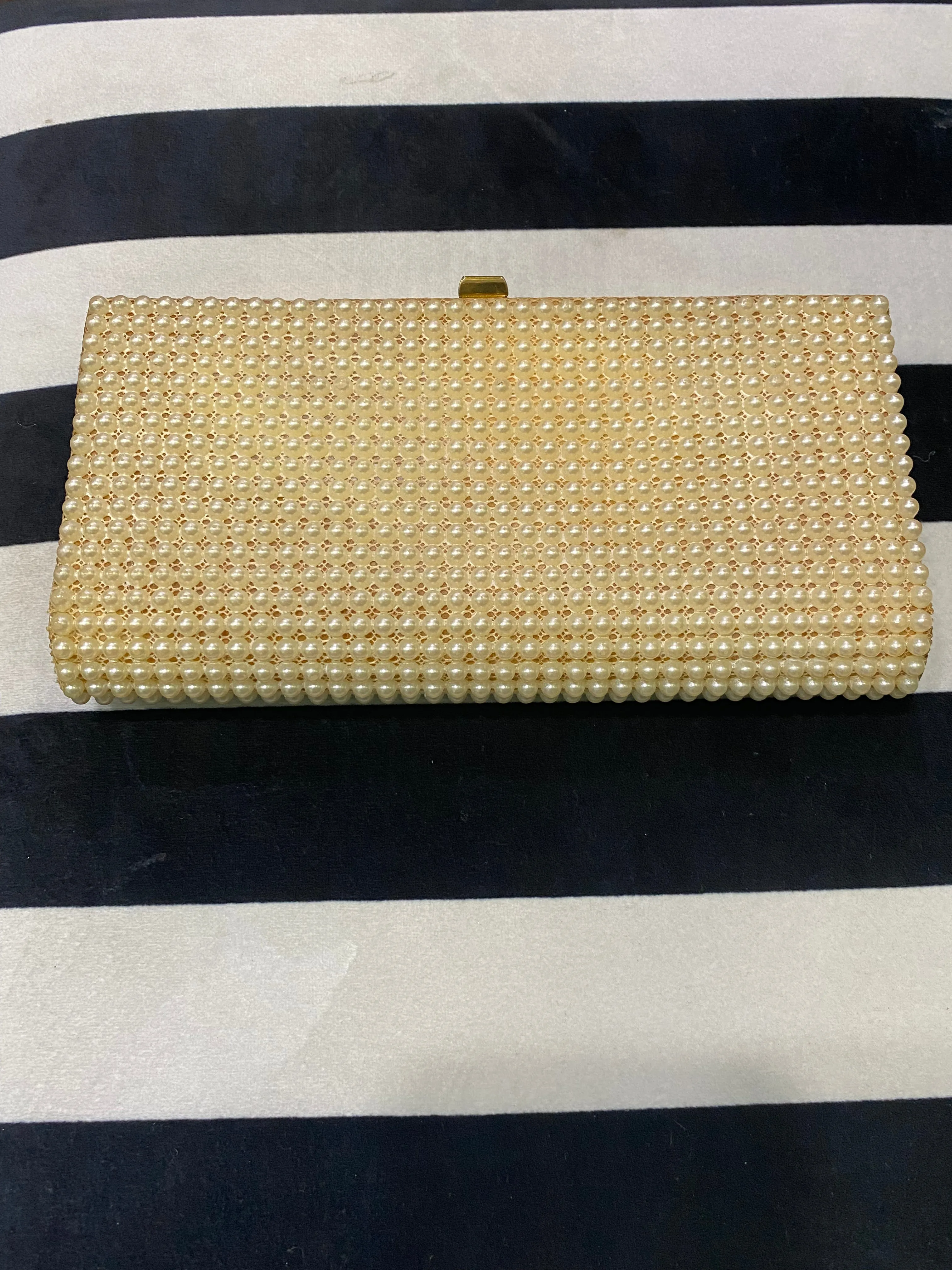 Vintage: Hard Rectangle Pearl Clutch