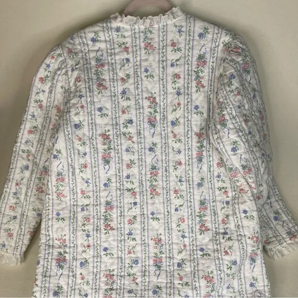 Vintage Lanz of Salzburg Quilted Flannel Robe Size Large