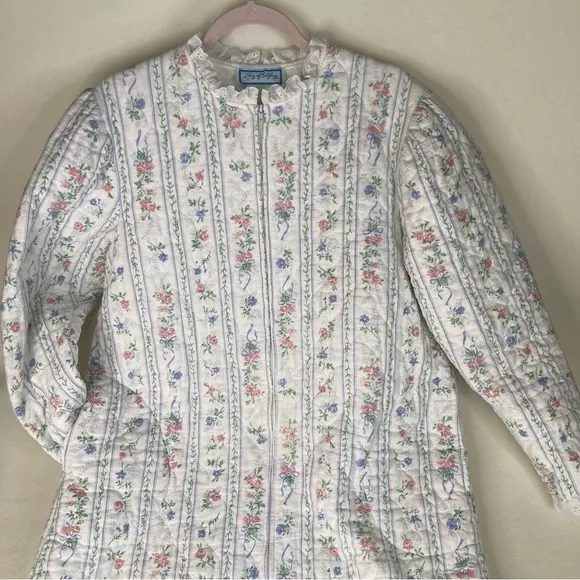 Vintage Lanz of Salzburg Quilted Flannel Robe Size Large