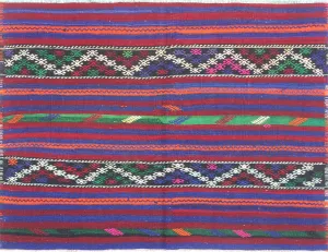 Vintage Turkish Kilim - 4'2" x 5'8"