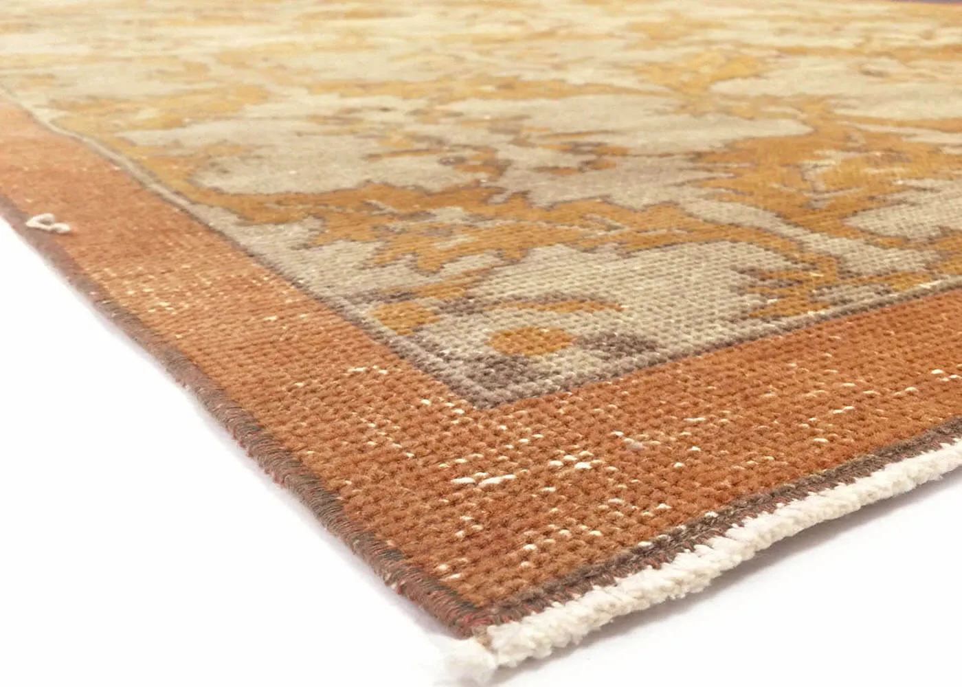 Vintage Turkish Mid-Century-Modern Rug - 4'6" x 9'6"